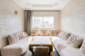 Lovely 2 bedrooms Furnished Bourgogne